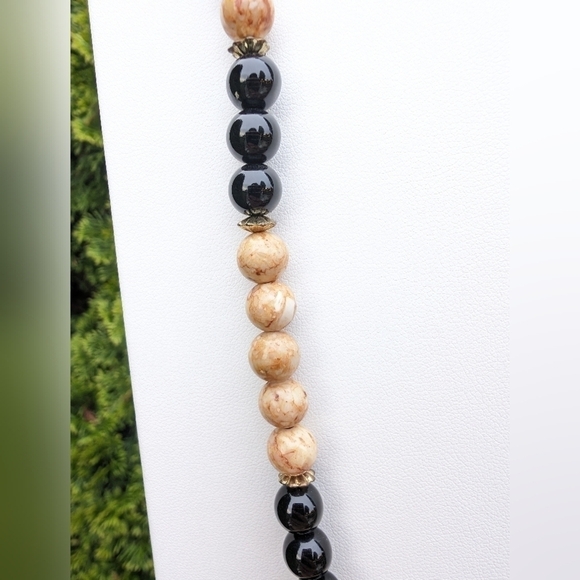 Handmade Black & Natural Jasper Beaded Hippie Healing Boho Chic Necklace - Picture 4 of 7